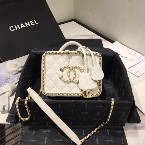 First Bag Ru CASE VANITY SMALL CHANEL LARGE 0521